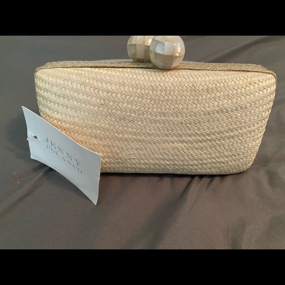 Adorable straw clutch